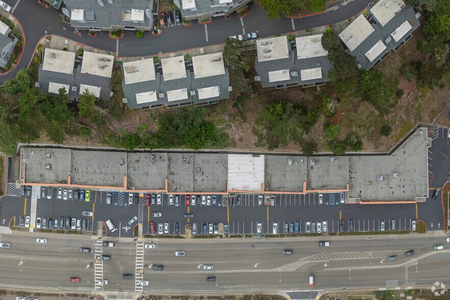 More Photos Of 314-362 Gellert Blvd, Daly City Storefront For Lease