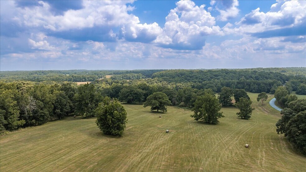 More Photos Of 9400 Commerce Rd, Athens Land For Sale