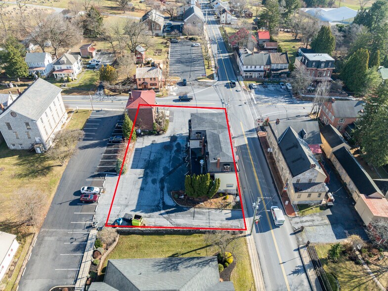 More Photos Of 101 N Market St, Schaefferstown General Retail For Sale