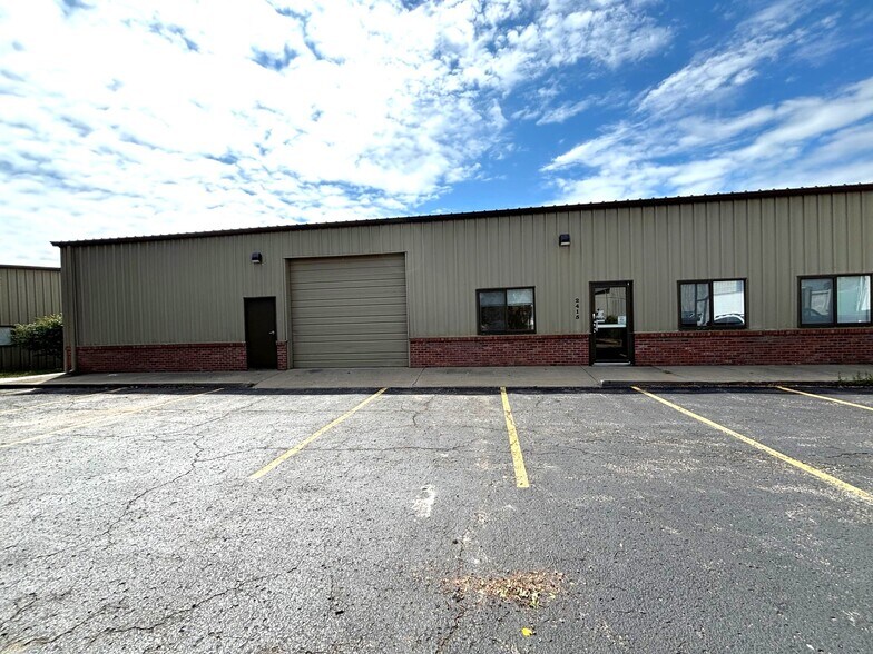 Primary Photo Of 2415 Ponderosa Dr, Lawrence Warehouse For Lease