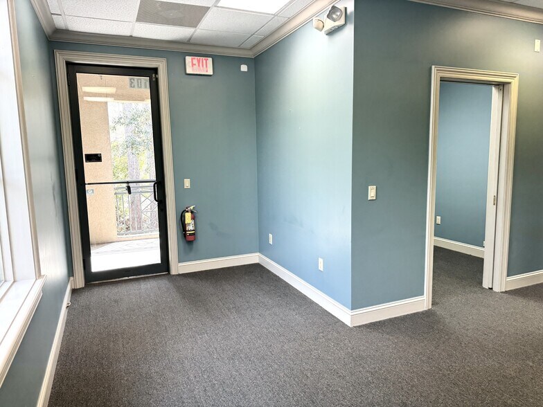 More Photos Of 4 Dunmore Ct, Hilton Head Island Medical For Sale