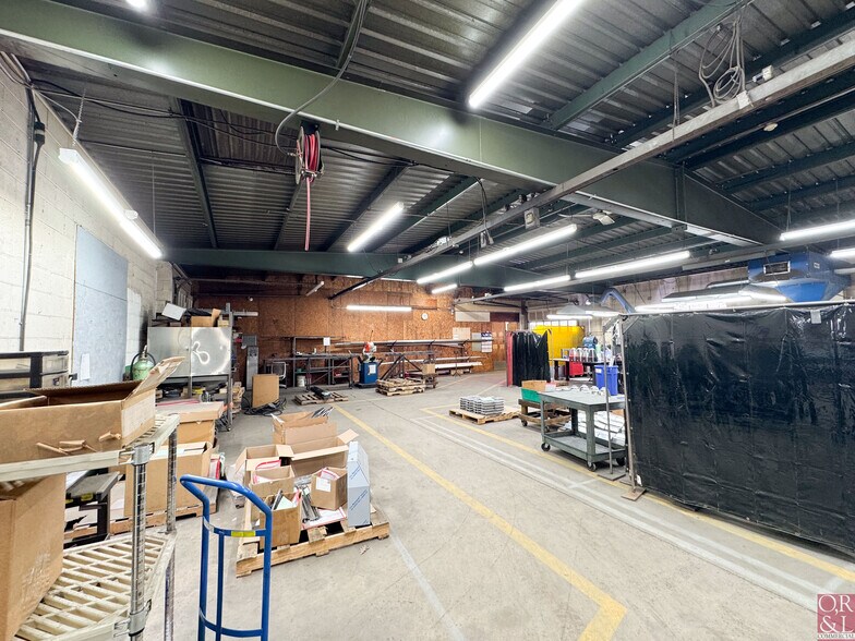 More Photos Of 10 Denlar Dr, Chester Manufacturing For Sale