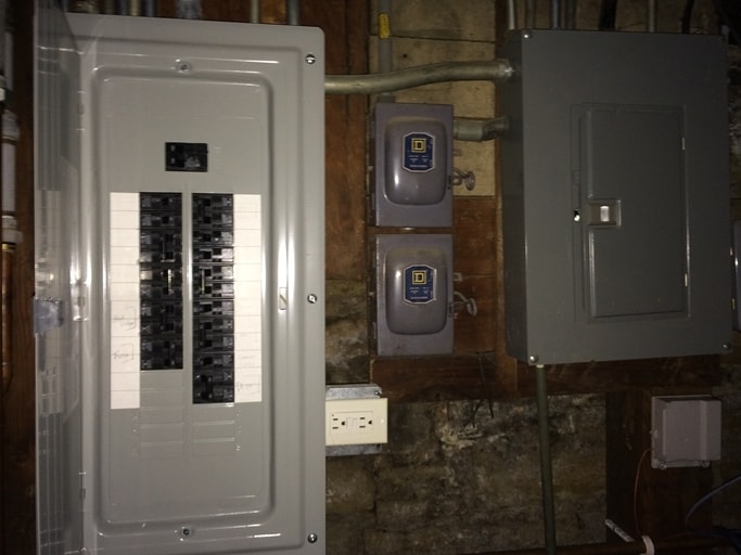 More Photos Of 141 S Batavia Ave, Batavia Storefront Retail Residential For Lease