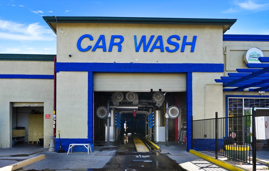 More Photos Of 2480 N Tracy Blvd, Tracy Carwash For Sale