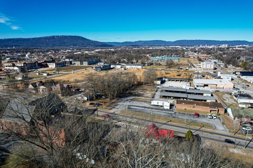 More Photos Of , Chattanooga Unknown For Sale