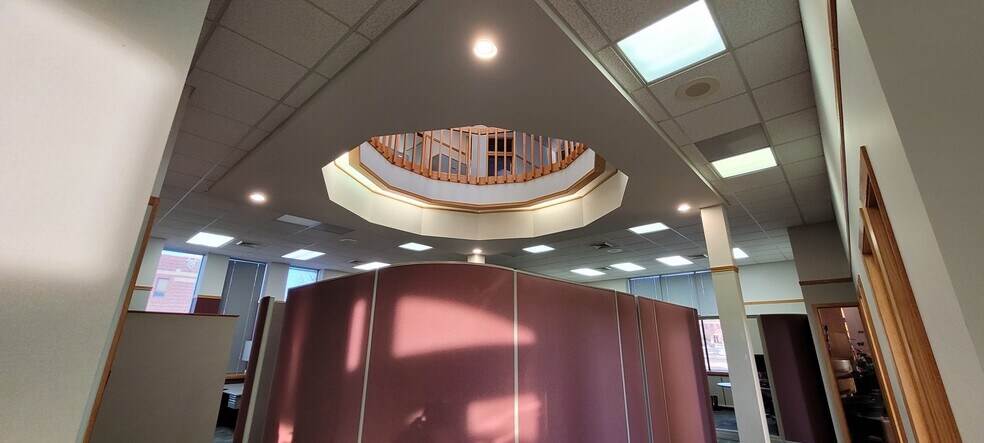 More Photos Of 100 Park Dr S, Great Falls Office For Lease