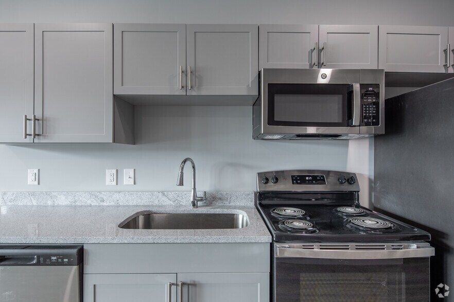 More Photos Of 4040 Travis Dr, Nashville Apartments For Sale