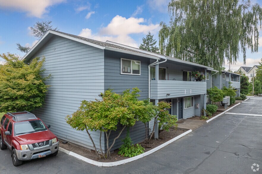 More Photos Of 9550 SW Washington Dr, Portland Apartments For Sale