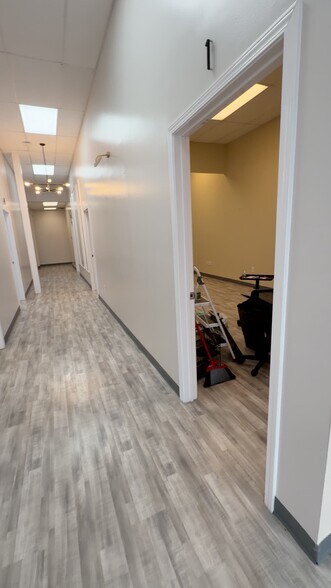More Photos Of 15015 Westheimer Rd, Houston Unknown For Lease