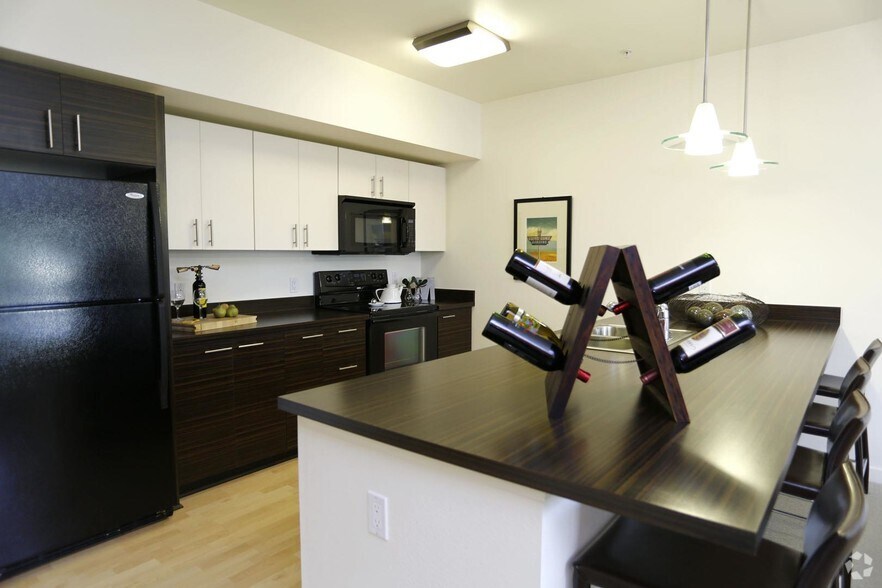 More Photos Of 3850 N Mississippi Ave, Portland Apartments For Lease