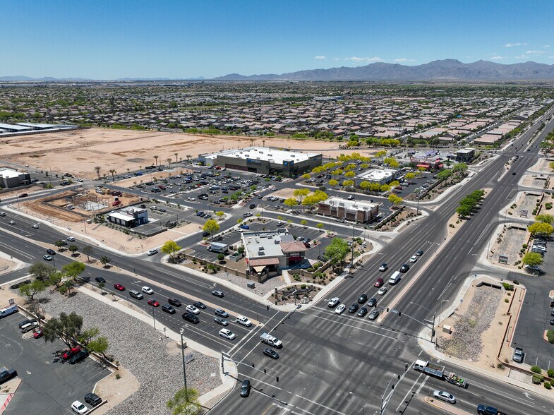 More Photos Of 13426 N Litchfield Rd, Surprise Unknown For Lease