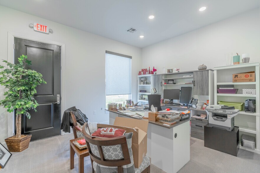 More Photos Of 3165 N Sooner Rd, Edmond Office For Sale