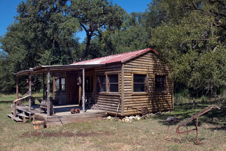 More Photos Of 145 Spring Rd, San Marcos Land For Sale