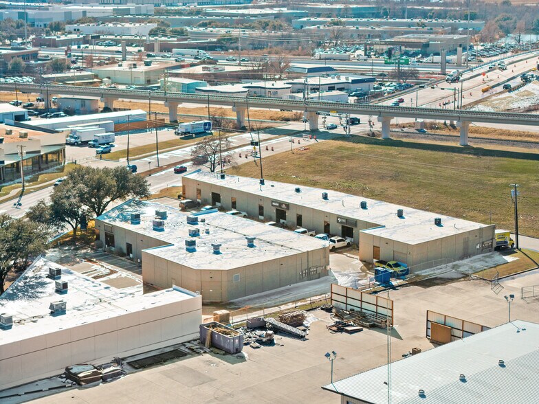 More Photos Of 1919 Old Denton Rd, Carrollton Light Manufacturing For Lease