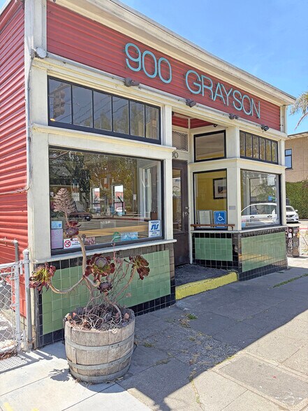 More Photos Of 2734 San Pablo Ave, Berkeley General Retail For Lease