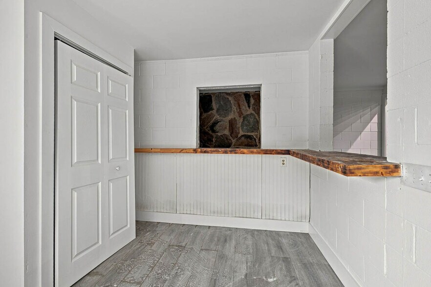 More Photos Of 3811 Darien Hwy, Brunswick Flex For Sale