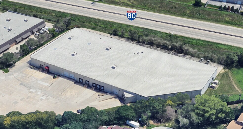 More Photos Of 8930 S 137th Cir, Omaha Warehouse For Lease