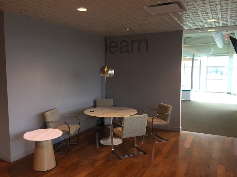 More Photos Of 2 Commerce Dr, South Brunswick Office For Lease