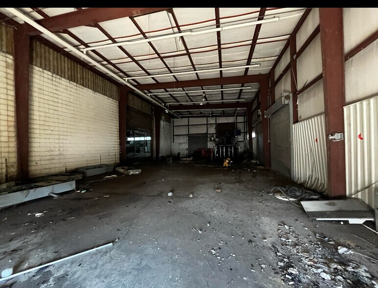 More Photos Of 296 Robert E Cox Rd, Corbin Manufacturing For Sale