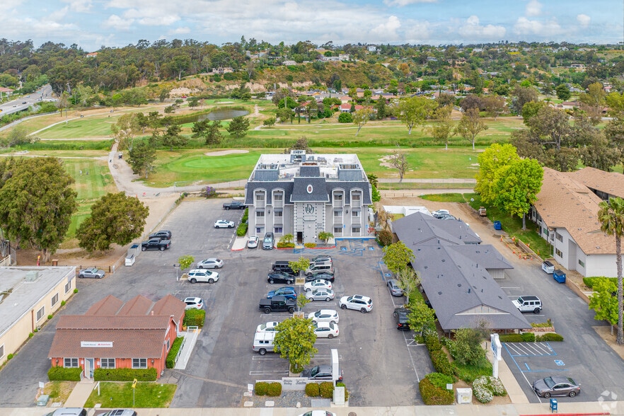 More Photos Of 4045 Bonita Rd, Bonita Office For Lease