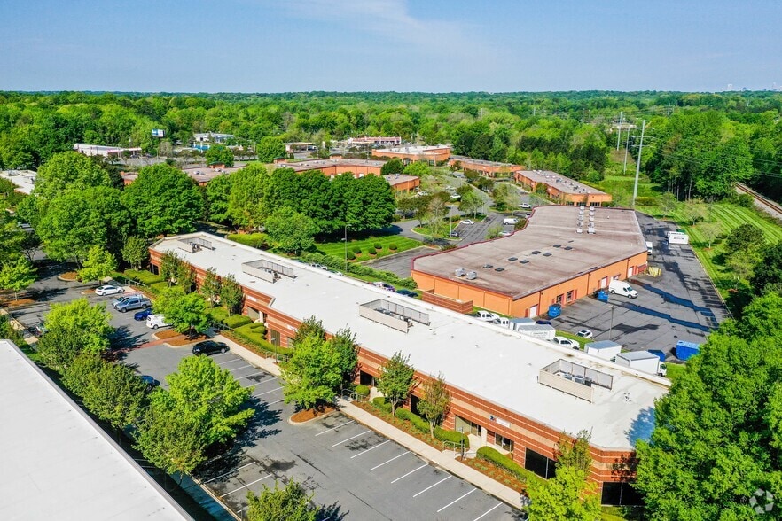 More Photos Of 9129 MONROE Rd, Charlotte Unknown For Lease