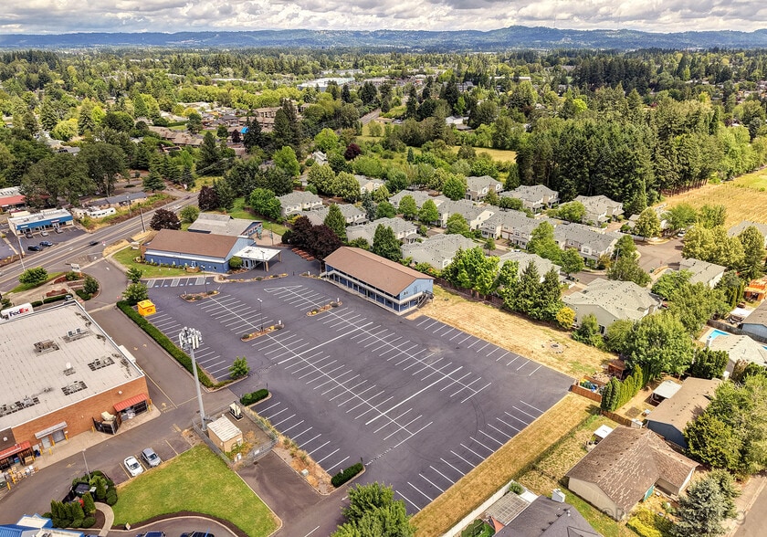 More Photos Of 18390 SW Farmington Rd, Aloha Religious Facility For Sale