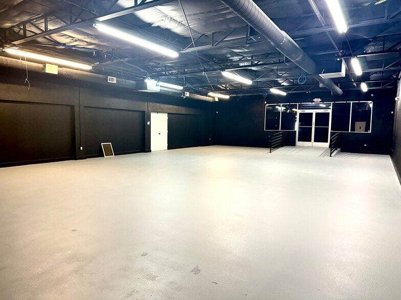 More Photos Of 1612 E Southern Ave, Phoenix Freestanding For Sale