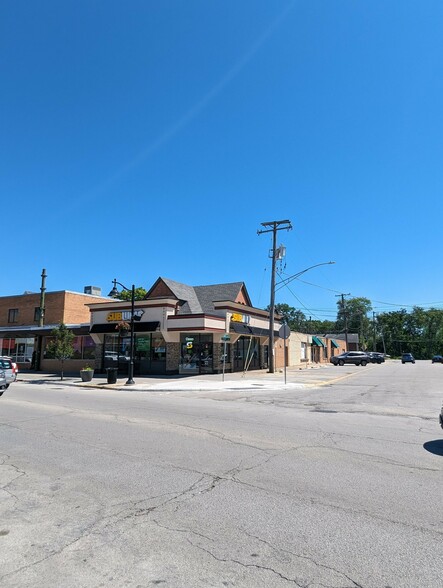 Primary Photo Of 18241-18245 West St, Lansing Storefront Retail Office For Sale