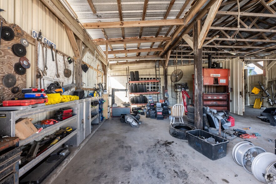 More Photos Of 5291 US Highway 1, Mims Warehouse For Sale