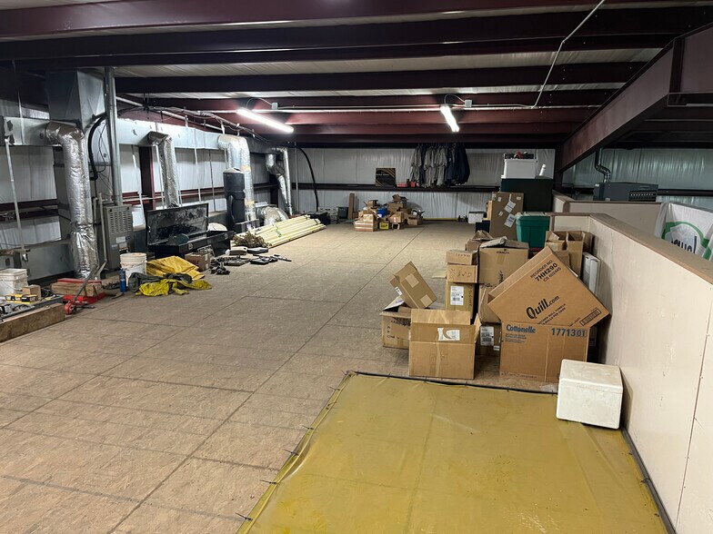 More Photos Of 4691 NE Ok-33 Hwy, Guthrie Warehouse For Lease