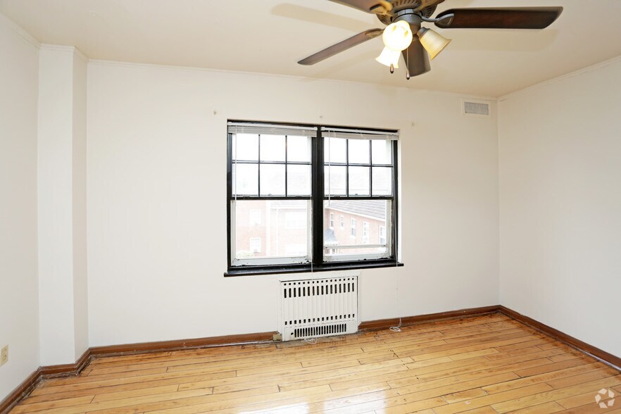More Photos Of 3333 Grand Ave, Des Moines Apartments For Sale