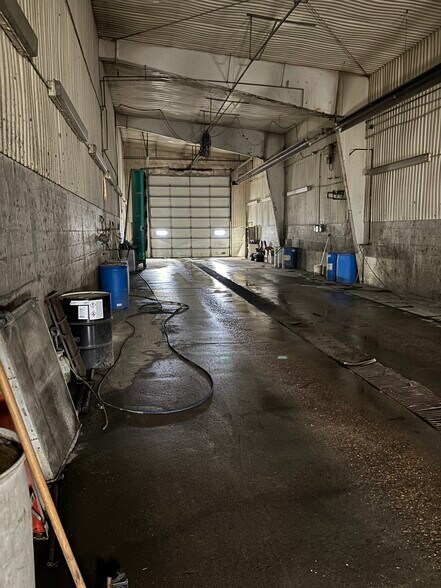 More Photos Of 926 N Front St, New Ulm Industrial For Sale