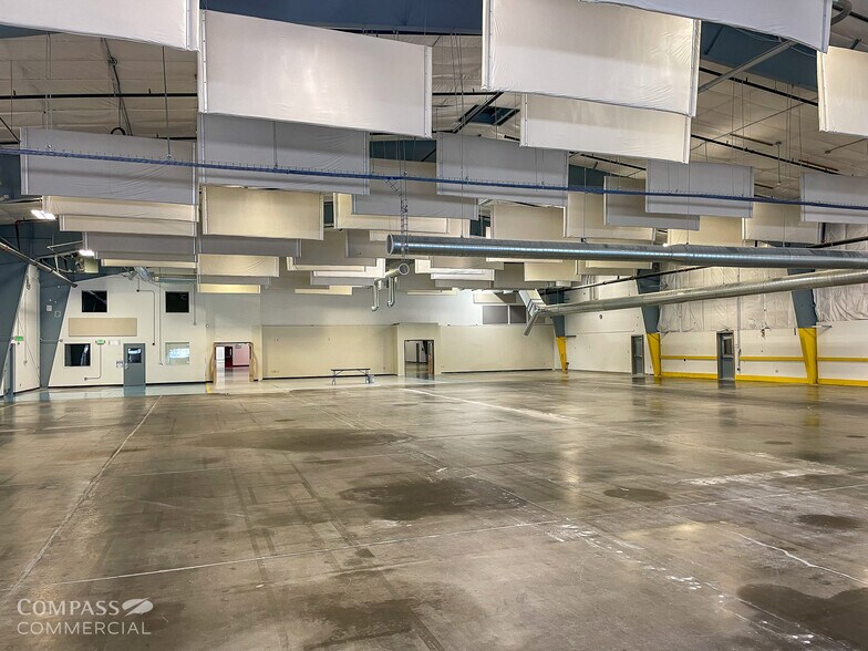More Photos Of 20730 Brinson Blvd, Bend Industrial For Lease