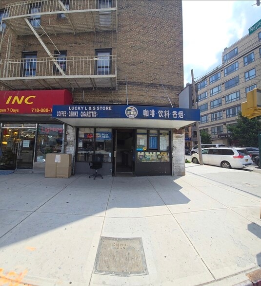More Photos Of 4233 College Point Blvd, Flushing General Retail For Lease