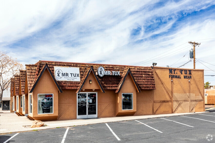 More Photos Of 3107 Eubank Blvd, Albuquerque Unknown For Lease