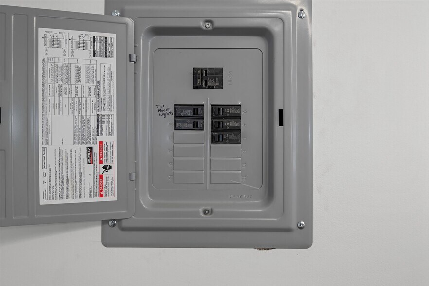 More Photos Of 309 Main St, Emlenton General Retail For Sale