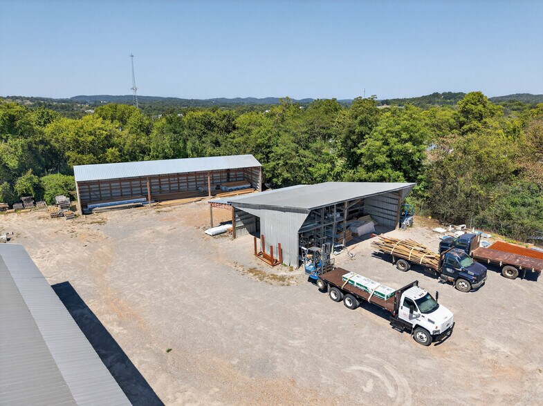 More Photos Of 1100 Winchester Hwy, Fayetteville Freestanding For Sale