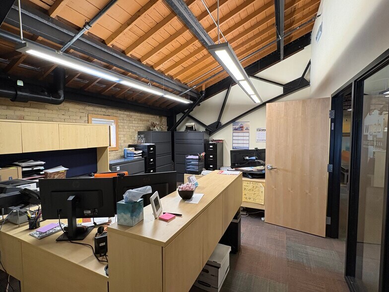 More Photos Of 2 W 1st St, Duluth Storefront For Sale