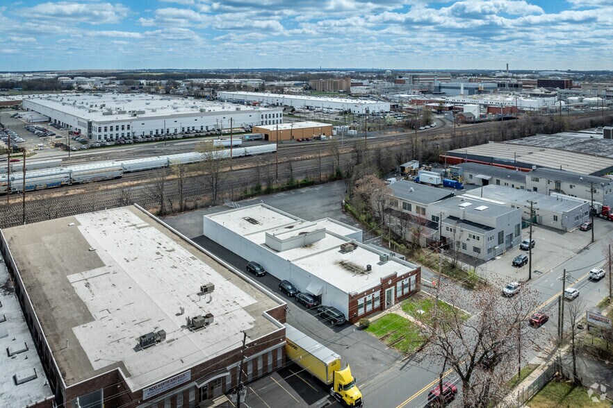 More Photos Of 1153 W Elizabeth Ave, Linden Warehouse For Lease