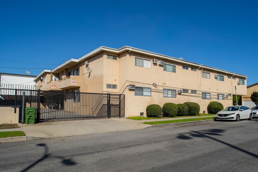 More Photos Of 1755 Granville Ave, Los Angeles Apartments For Sale