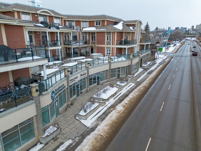 More Photos Of 9411 98 Av NW, Edmonton Office For Sale