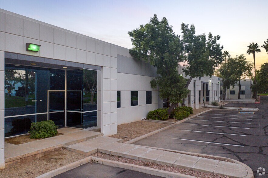 More Photos Of 1548 N Tech Blvd, Gilbert Manufacturing For Lease