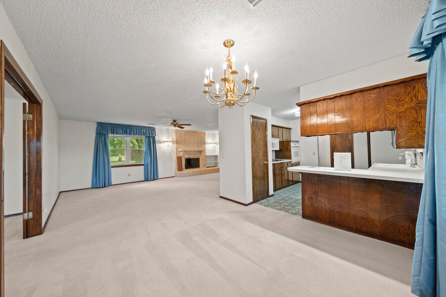 More Photos Of 523 W Country Club Rd, Chickasha Office Residential For Sale