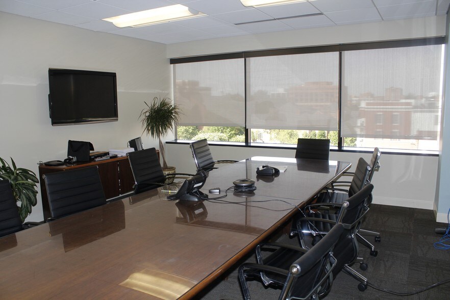 More Photos Of 1001 N Fairfax St, Alexandria Office For Lease