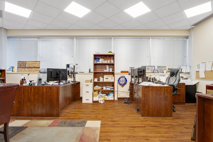 More Photos Of 60 Bryant Woods S, Amherst Medical For Sale