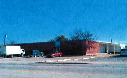 More Photos Of 1480 N Hobbie Ave, Kankakee Warehouse For Lease