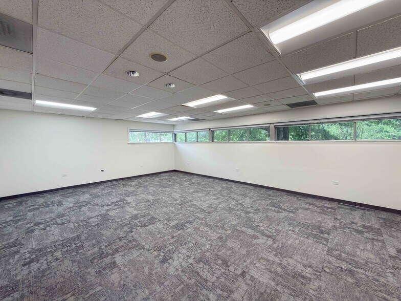 More Photos Of 1200 The Plaza Rd, Charlotte Office For Lease