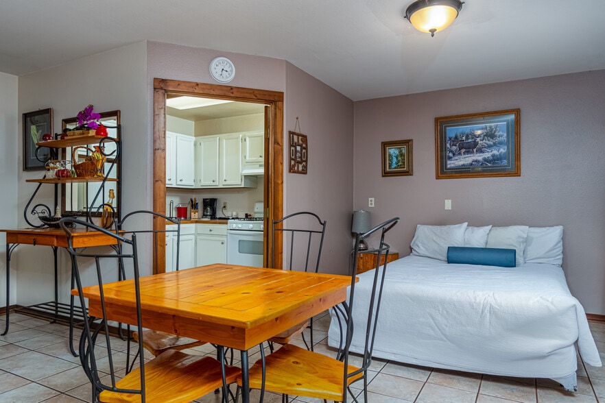 More Photos Of 21625 Highway 160, Durango Hotel For Sale