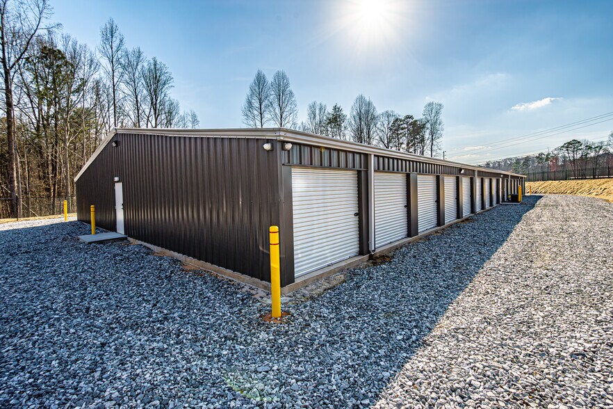 More Photos Of 1195 Lumpkin County Pkwy, Dahlonega Self Storage For Sale