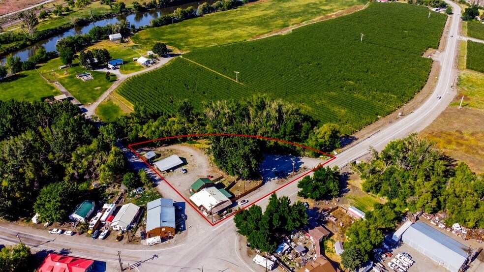 More Photos Of 1454 Old Hwy 97, Malott Restaurant For Sale